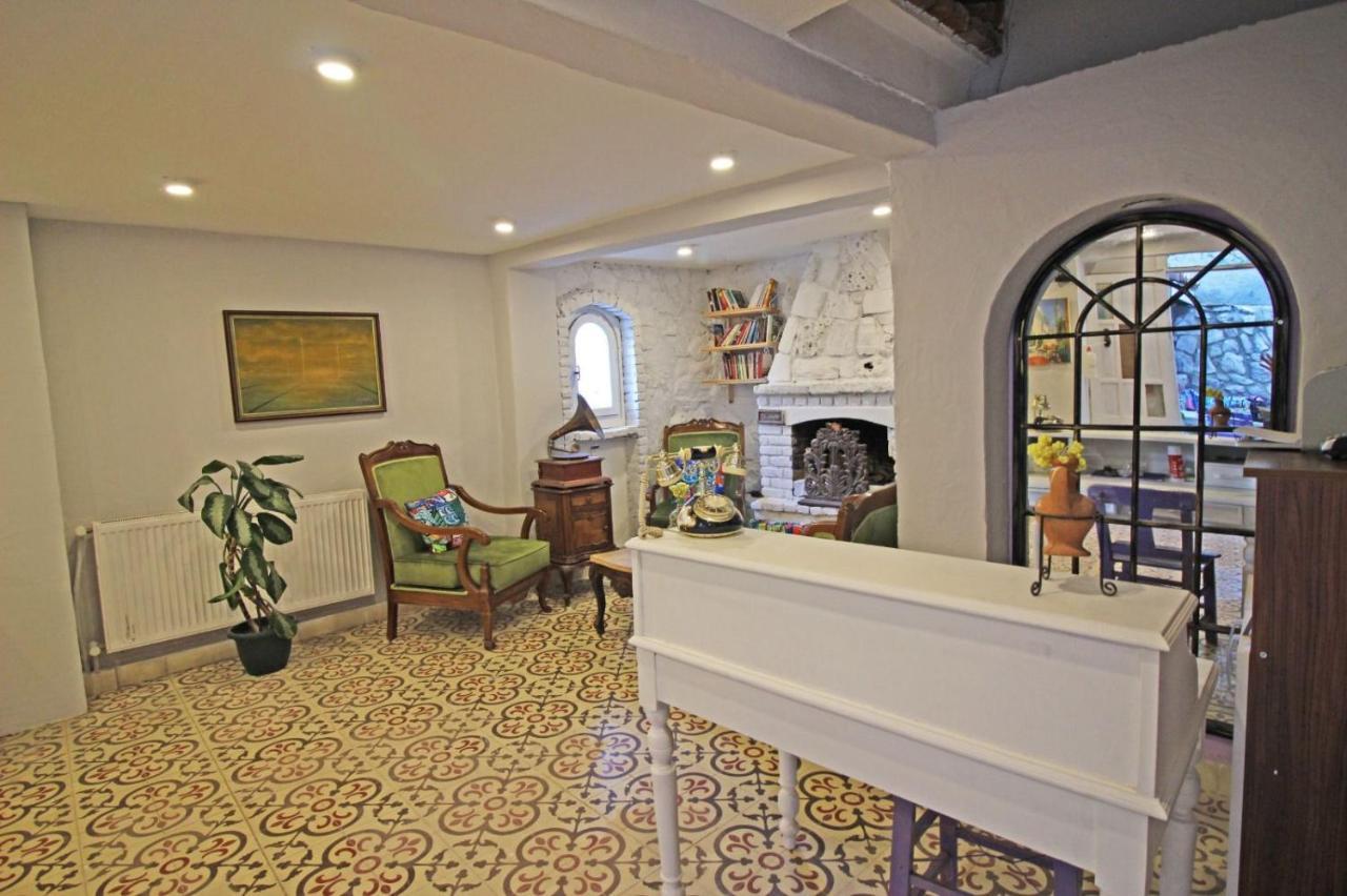 Eflatun Konuk Evi Otel Çanakkale Dış mekan fotoğraf